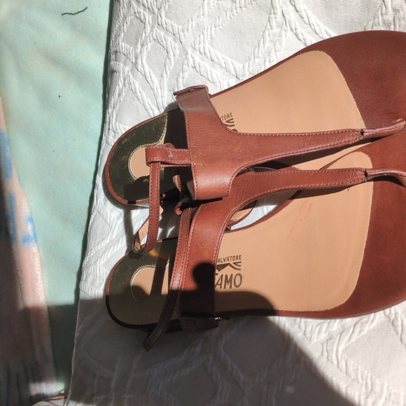 Salvatore Ferragamo Women's Tan Leather Sandals - Picture 2 of 9